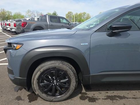 Used 2025 MAZDA CX-50 2.5 Hybrid w/ Preferred Pkg AWD/4WD image 16