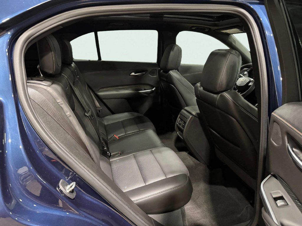 Used 2021 Cadillac XT4 Sport AWD/4WD image 26