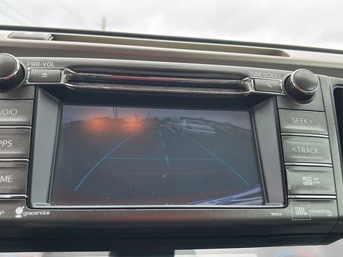 Used 2014 Toyota RAV4 Limited w/ Technology Package AWD/4WD image 17