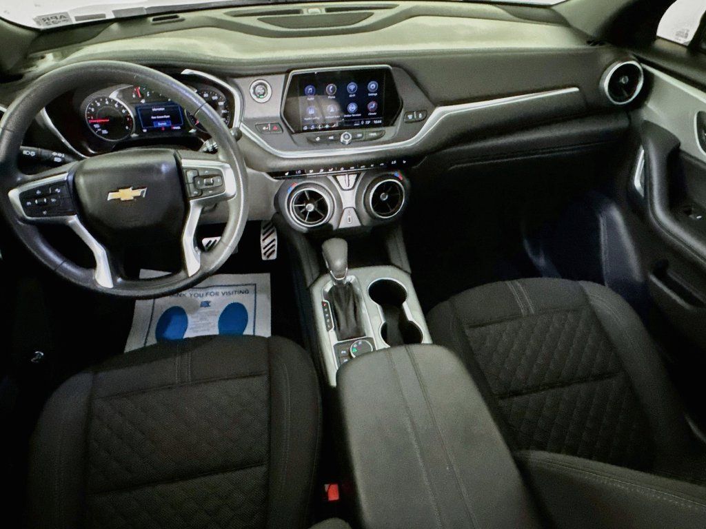 Used 2021 Chevrolet Blazer LT FWD image 27