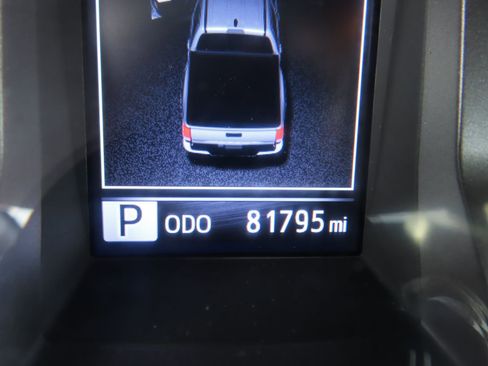 Used 2021 Toyota Tacoma TRD Sport image 22