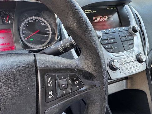 Used 2013 GMC Terrain SLE image 38