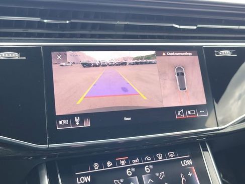 Used 2019 Audi Q8 Prestige AWD/4WD image 17