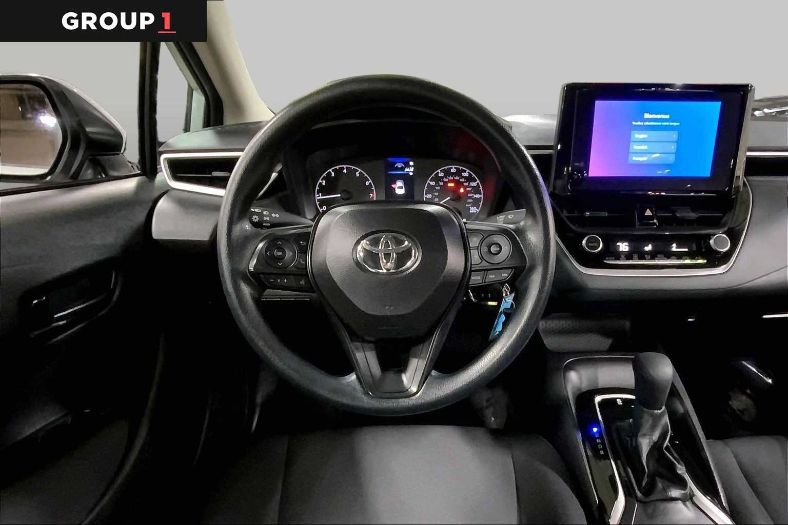 Certified 2025 Toyota Corolla LE FWD image 6