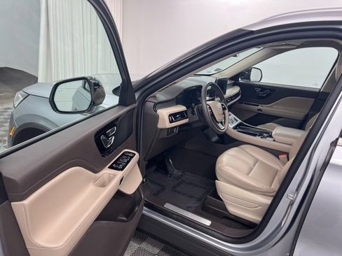 Certified 2022 Lincoln Aviator AWD w/ Premium Package image 14