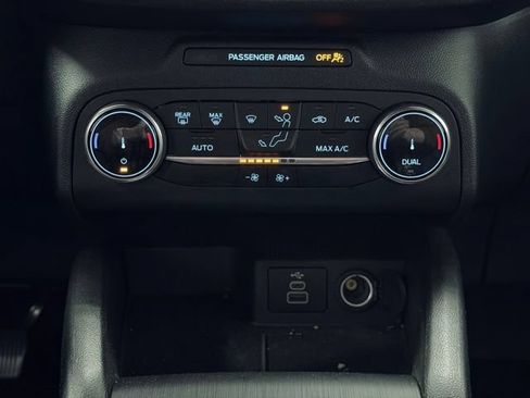 Used 2025 Ford Escape ST-Line AWD/4WD image 29