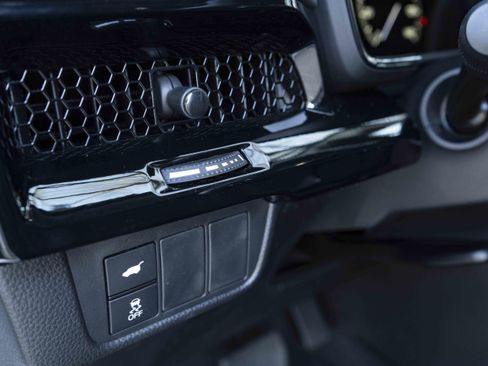 Used 2024 Honda CR-V EX-L image 40