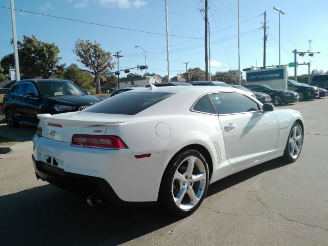 Used 2015 Chevrolet Camaro LT RWD image 8