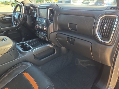 Used 2021 GMC Sierra 1500 AT4 w/ AT4 Preferred Package AWD/4WD image 33