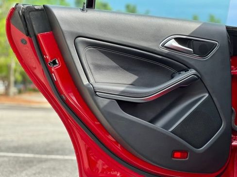 Used 2017 Mercedes-Benz CLA 250 image 14