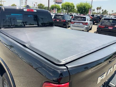 Used 2025 RAM 1500 Laramie w/ Sport Appearance Package AWD/4WD image 7