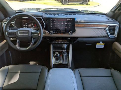 New 2026 GMC Canyon Denali image 15