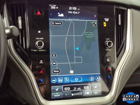 Used 2024 Subaru Outback Premium image 18