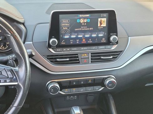 Used 2023 Nissan Altima 2.5 SR image 14