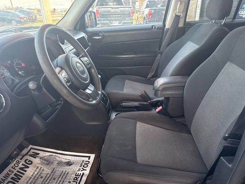 Used 2017 Jeep Patriot Sport w/ Power Value Group image 10
