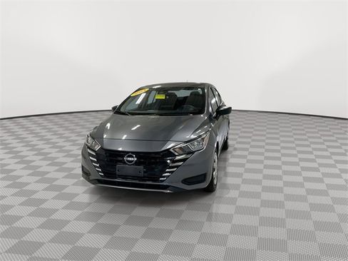 Used 2024 Nissan Versa S w/ Trunk Package image 4