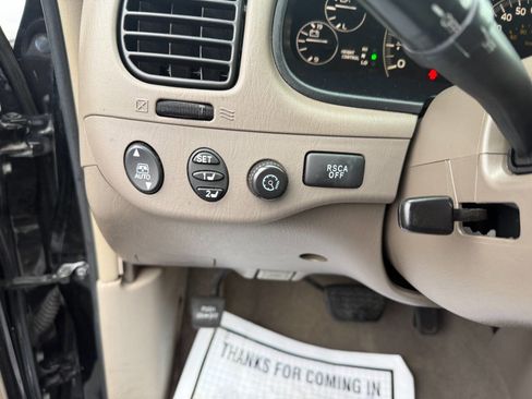 Used 2007 Toyota Sequoia Limited AWD/4WD image 19