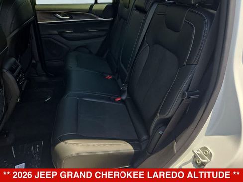 New 2026 Jeep Grand Cherokee Altitude RWD image 19