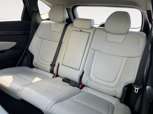 Used 2022 Hyundai Tucson Limited w/ Cargo Package image 13