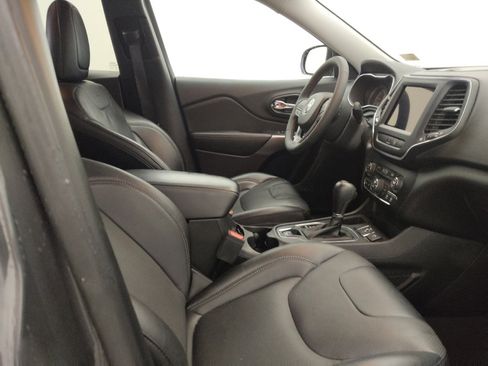 Used 2022 Jeep Cherokee Latitude Lux image 21