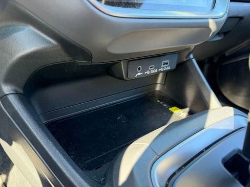 Used 2024 Subaru Crosstrek 2.0i Premium image 29