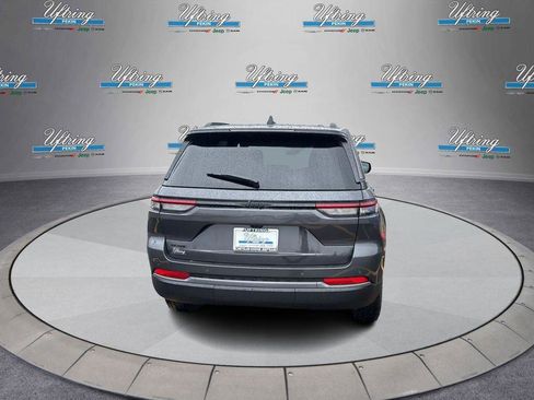 New 2026 Jeep Grand Cherokee Limited w/ Limited Altitude Package AWD/4WD image 4