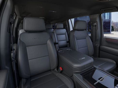New 2026 GMC Yukon XL Denali AWD/4WD image 16