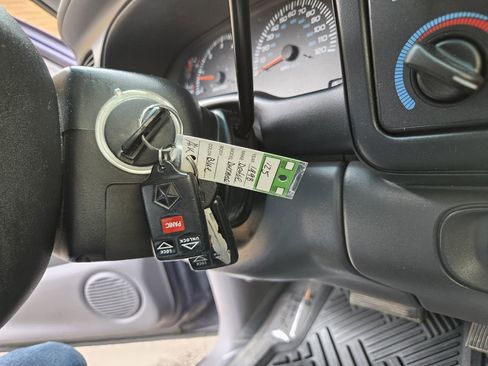 Used 1998 Dodge Durango 4WD image 27