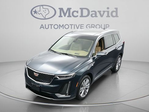 Used 2024 Cadillac XT6 Premium Luxury w/ Platinum Package FWD image 36