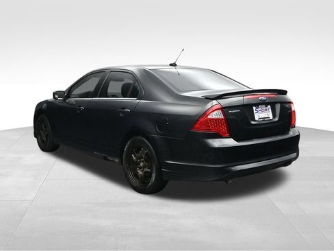 Used 2010 Ford Fusion SE FWD image 3
