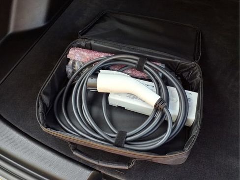 Certified 2024 Chevrolet Equinox EV LT FWD image 22