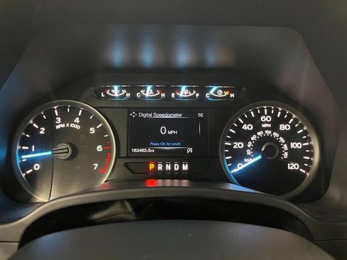 Used 2019 Ford F150 XLT w/ Equipment Group 302A Luxury AWD/4WD image 8