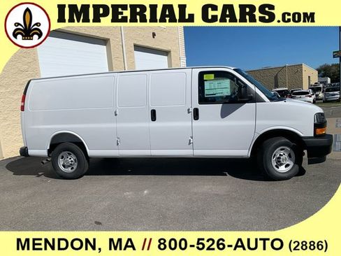 New 2025 Chevrolet Express 2500 Work Van image 13