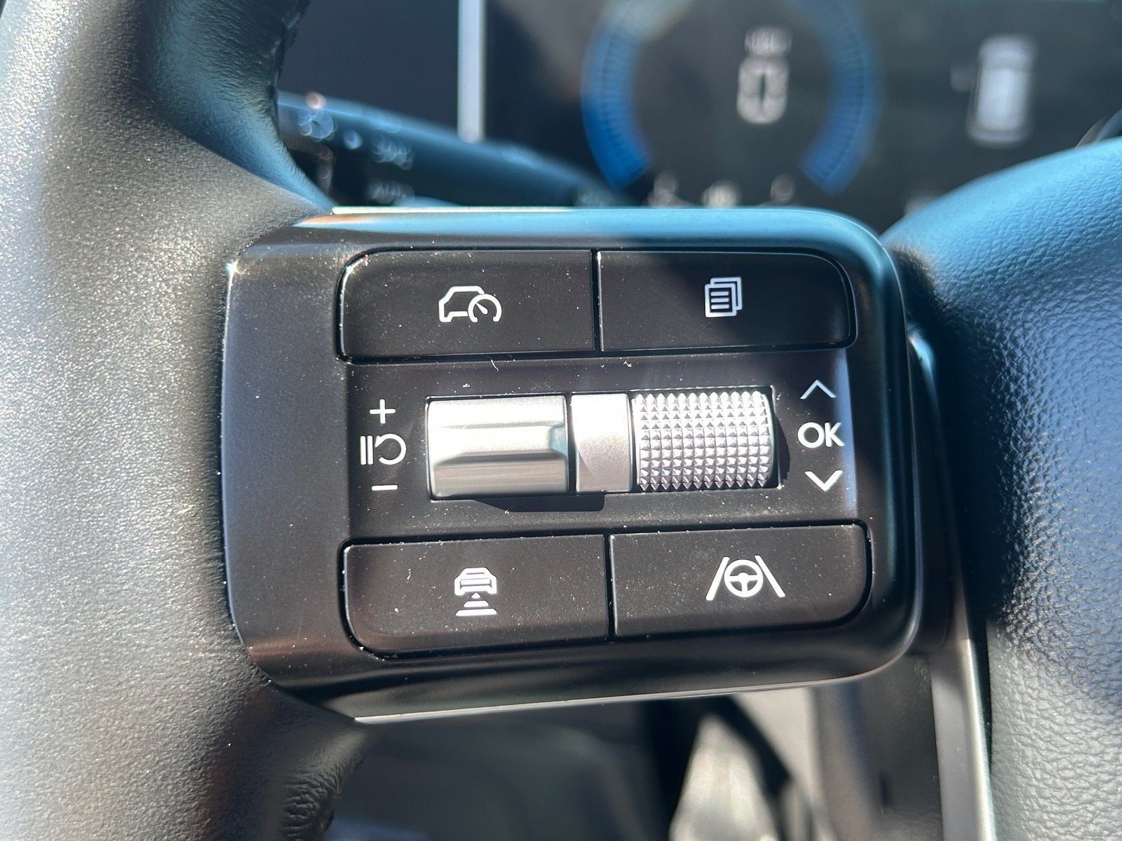 Used 2026 Hyundai Santa Fe SEL AWD/4WD image 29