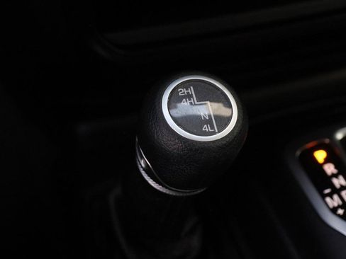 Used 2020 Jeep Wrangler Unlimited Sport S AWD/4WD image 19