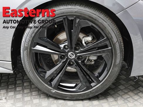 Used 2021 Nissan Sentra SR image 31