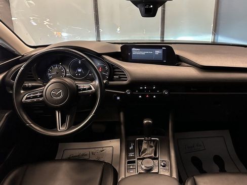 Used 2021 MAZDA MAZDA3 s image 9