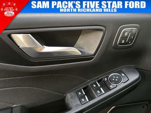 Used 2022 Ford Escape SEL w/ SEL Stealth AWD Package image 22