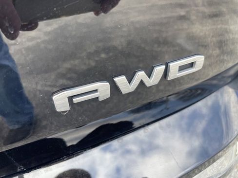 Used 2024 GMC Terrain Denali w/ Black Diamond Edition image 43