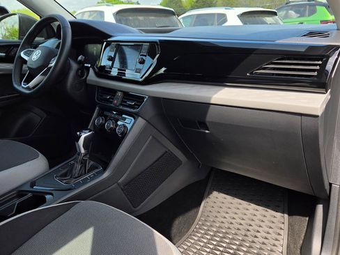 Used 2024 Volkswagen Taos S image 47