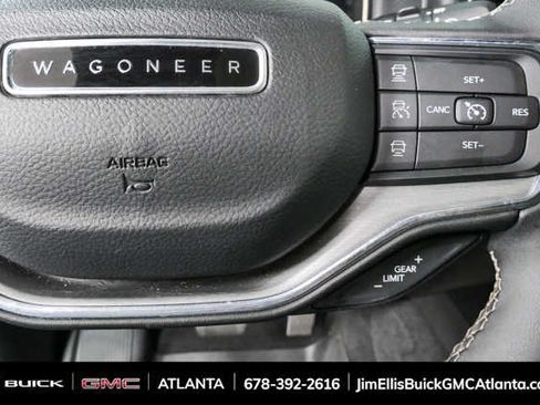 Used 2024 Jeep Wagoneer L Series II w/ Convenience Group I AWD/4WD image 11
