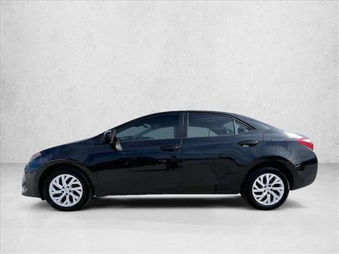 Used 2019 Toyota Corolla LE image 6