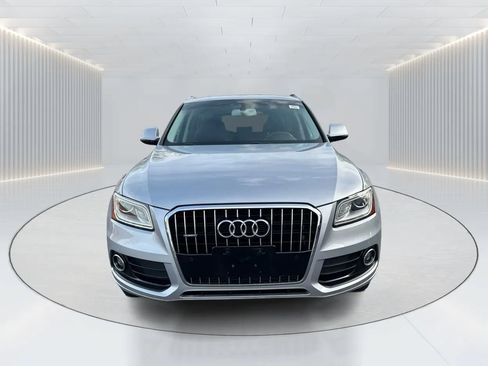 Used 2016 Audi Q5 2.0T Premium Plus w/ Technology Package AWD/4WD image 2