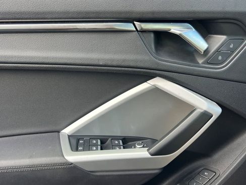 Used 2022 Audi Q3 2.0T Premium w/ Convenience Package image 15