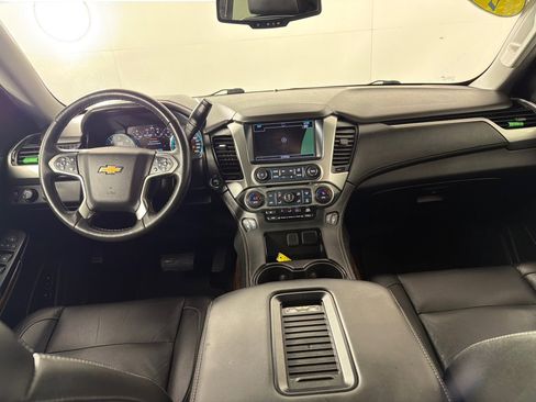 Used 2017 Chevrolet Tahoe LT w/ LT Signature Package AWD/4WD image 27