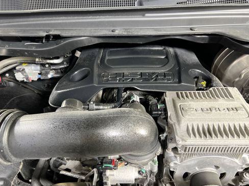 Used 2023 RAM 1500 Laramie image 29