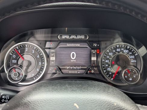 Used 2022 RAM 1500 Laramie AWD/4WD image 11