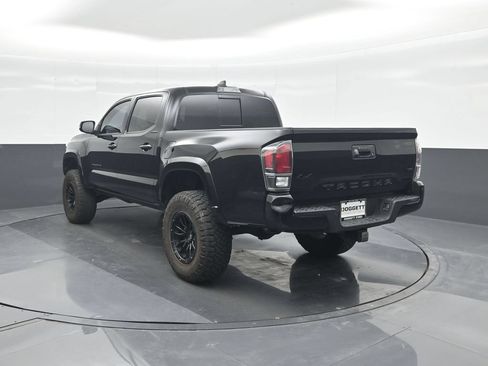 Used 2021 Toyota Tacoma Limited w/ Nightshade Package AWD/4WD image 22