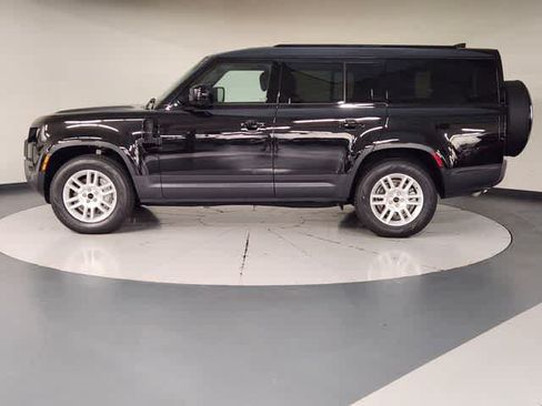 Used 2026 Land Rover Defender 130 S AWD/4WD image 5