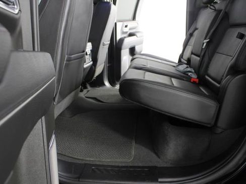 Used 2025 GMC Sierra 3500 Denali w/ Denali Reserve Package image 22